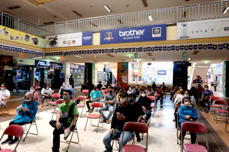 Proses pengundian stand pedagang Hitech Mall (Foto: (Diskominfo Surabaya)