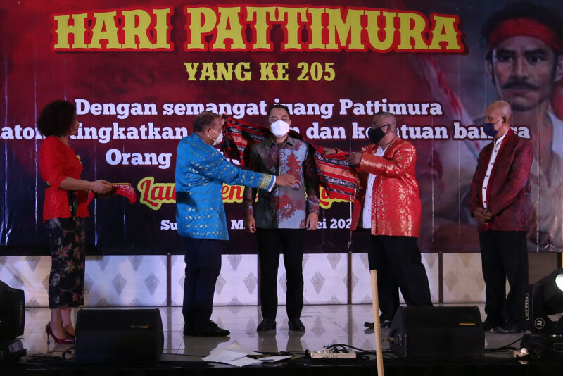 Wali Kota Eri Cahyadi Diangkat Sebagai Warga Kehormatan Maluku