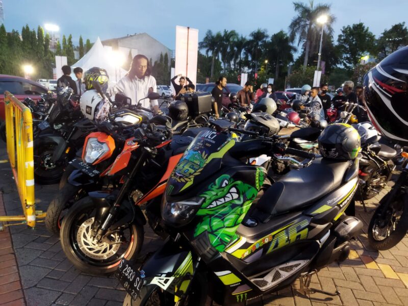 Historide salah satu program di IIMS Surabaya 2022, kumpulkan ratusan pengendara roda 2 dari berbagai komunitas motor (Foto: Christiana Beatrix) 