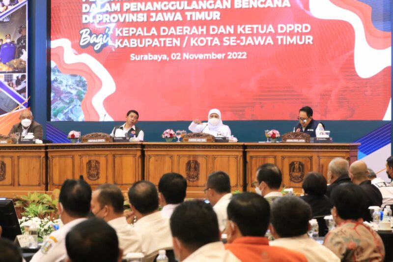 Pelatihan Kepemimpinan dalam Penanggulangan Bencana Provinsi Jatim yang dihadiri para Kepala Daerah dan Pimpinan DPRD se Jawa Timur di BPSDM Provinsi Jatim Jalan Balongsari Tama Surabaya, Rabu (2/11/2022). (Foto: Kominfo Jatim)