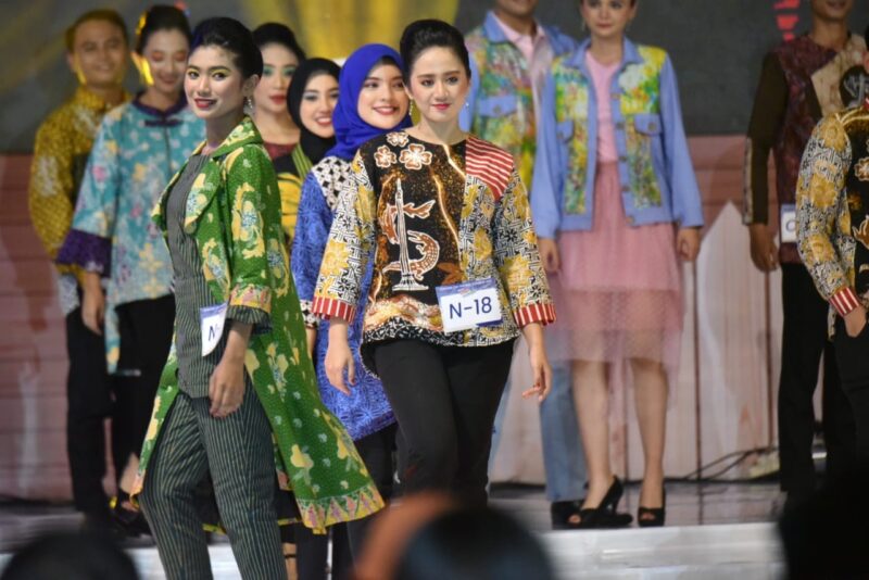 Grand Final Cak dan Ning 2022 Kenalkan Motif Batik Khas UMKM Surabaya (Foto: Diskominfo Surabaya)