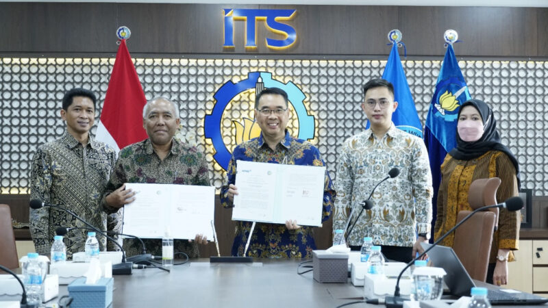 Usai penandatanganan PKS dan MoU antara ITS dengan PT Riau Andalan Pulp Paper (RAPP) di Ruang Rapat Pimpinan, Gedung Rektorat ITS (Humas ITS)