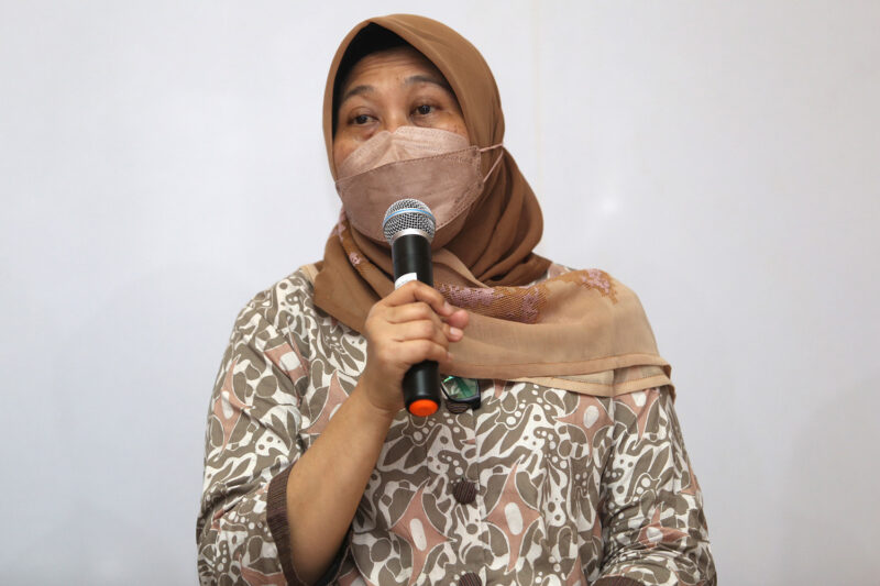 (Plt) Kepala Dinas Pemberdayaan Perempuan dan Perlindungan Anak serta Pengendalian Penduduk dan Keluarga Berencana (DP3A-P2KB), Kota Surabaya, Nanik Sukristina