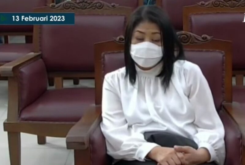 Putri Candrawathi saat sidang vonis (Foto: Tangkapan layar Kompas TV)