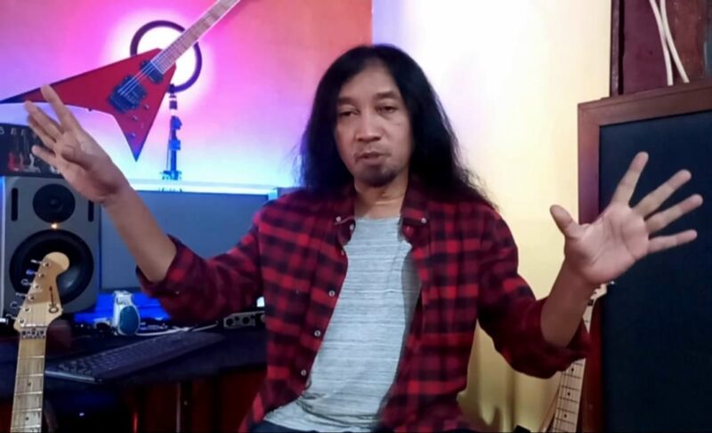 Pemerhati musik sekaligus owner studio rekaman Nada Musika Surabaya, Edi Hazt 