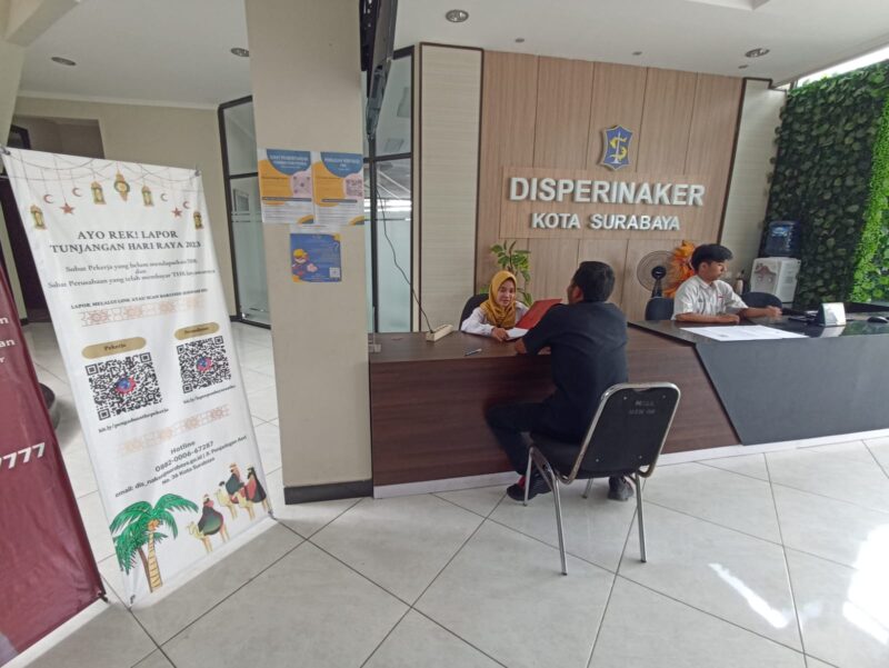 Disperinaker Surabaya Siap Kawal THR, Buka Posko Pengaduan (Foto: Diskominfo Surabaya)